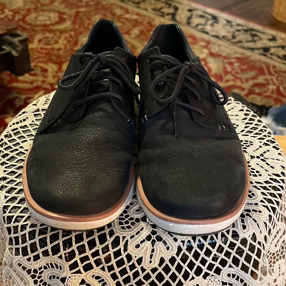 Olukai black suede men's sneaker Oxford size 8 black & white Kalia li 10442